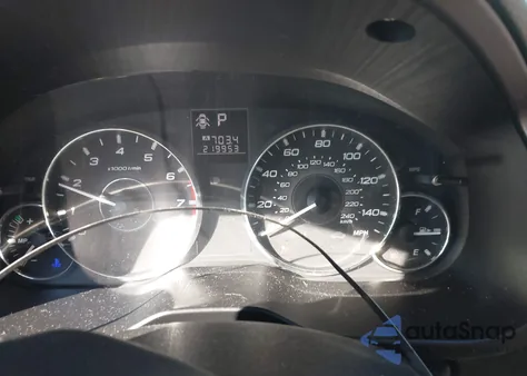 2011 Subaru Outback 2.5I Premium z USA, uszkodzony, nr VIN 4S4BRBHC0B3348905